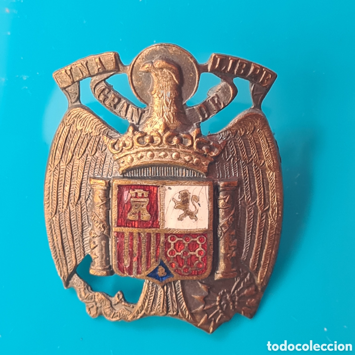 Militaria: INSIGNIA - DISTINTIVO - EMBLEMA - ESCUDO AGUILA FRANCO - GUERRA CIVIL O POSGUERRA 3 x 3,5 cm &iexcl;RARA!
