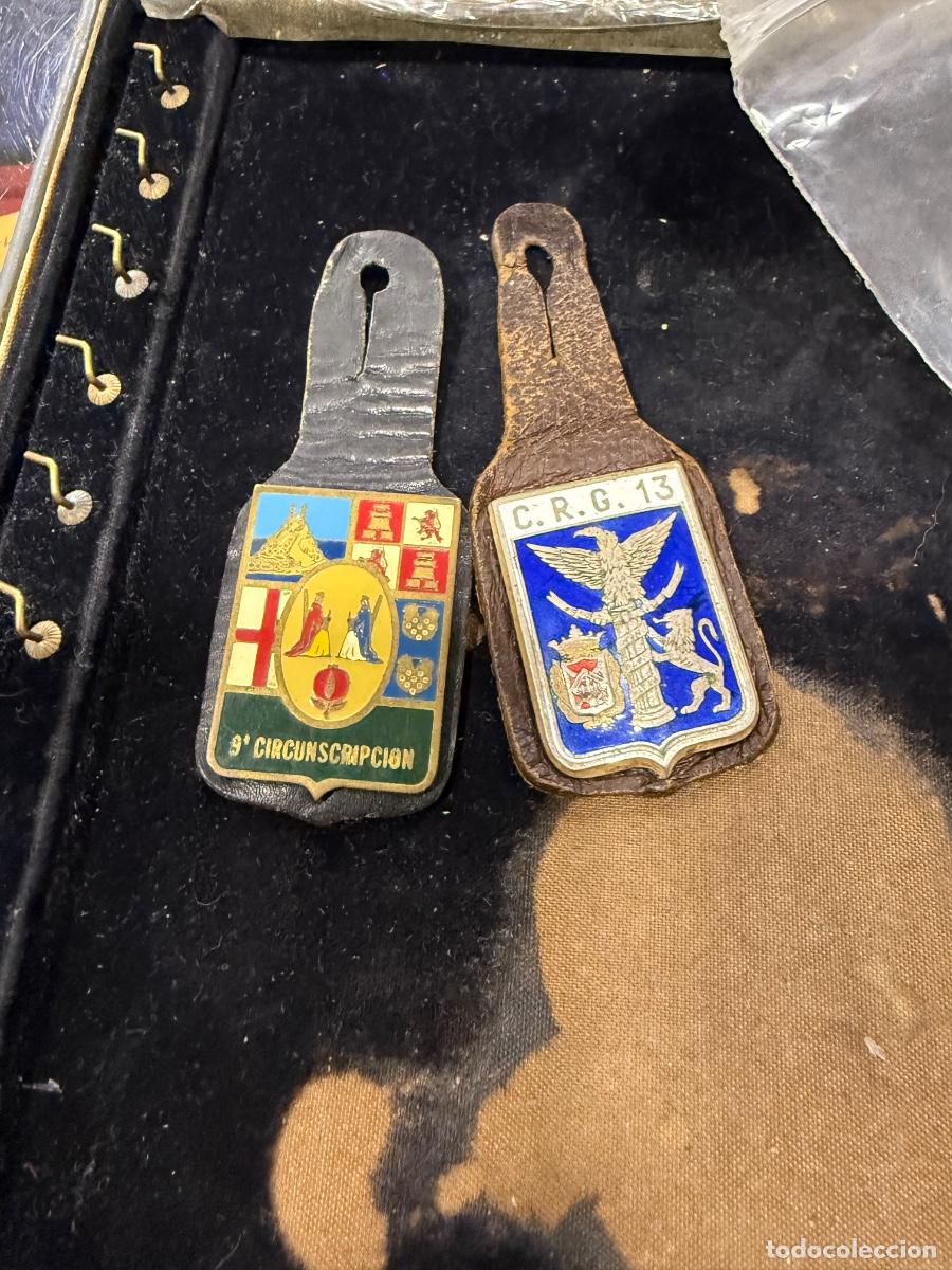 Militaria: Lote de 2 pepitos polic&iacute;a armada