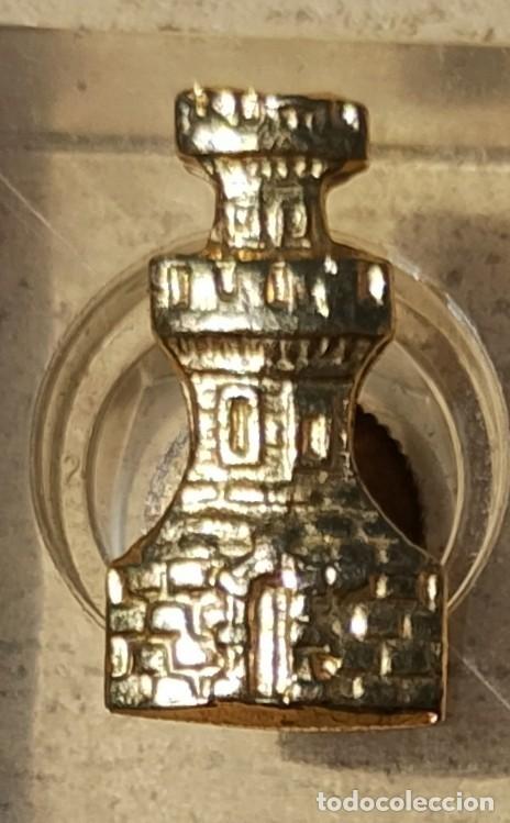 Militaria: Insignia Emblema de Cuello Ingenieros