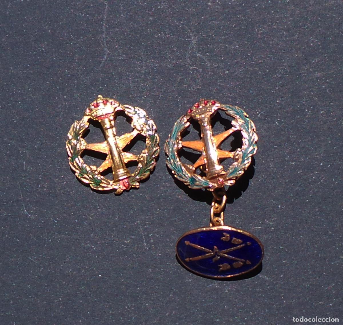 Militaria: GEMELO Y ESCUDO, HUSARES DE PAVIA.