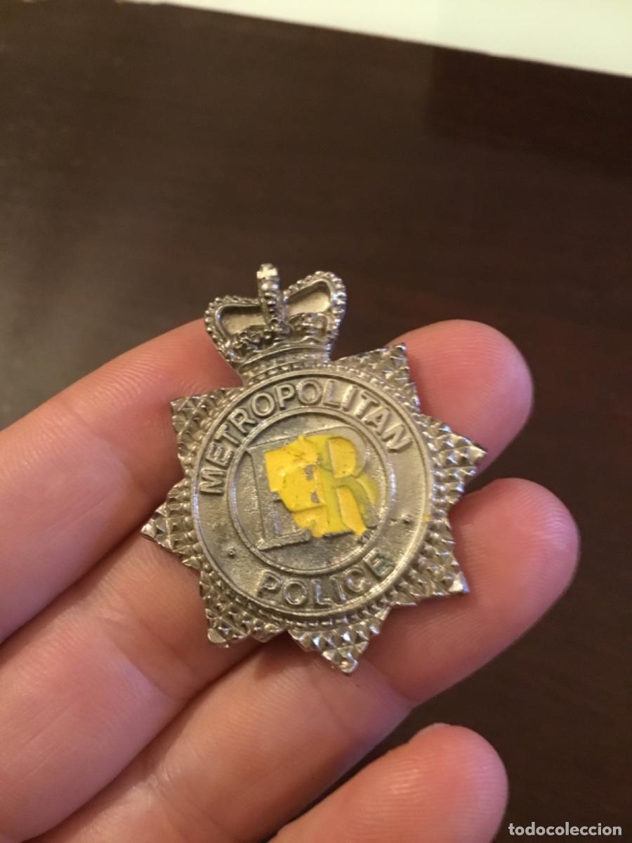 Militaria: Insignia cuerpo de la polic&iacute;a Metropolitan