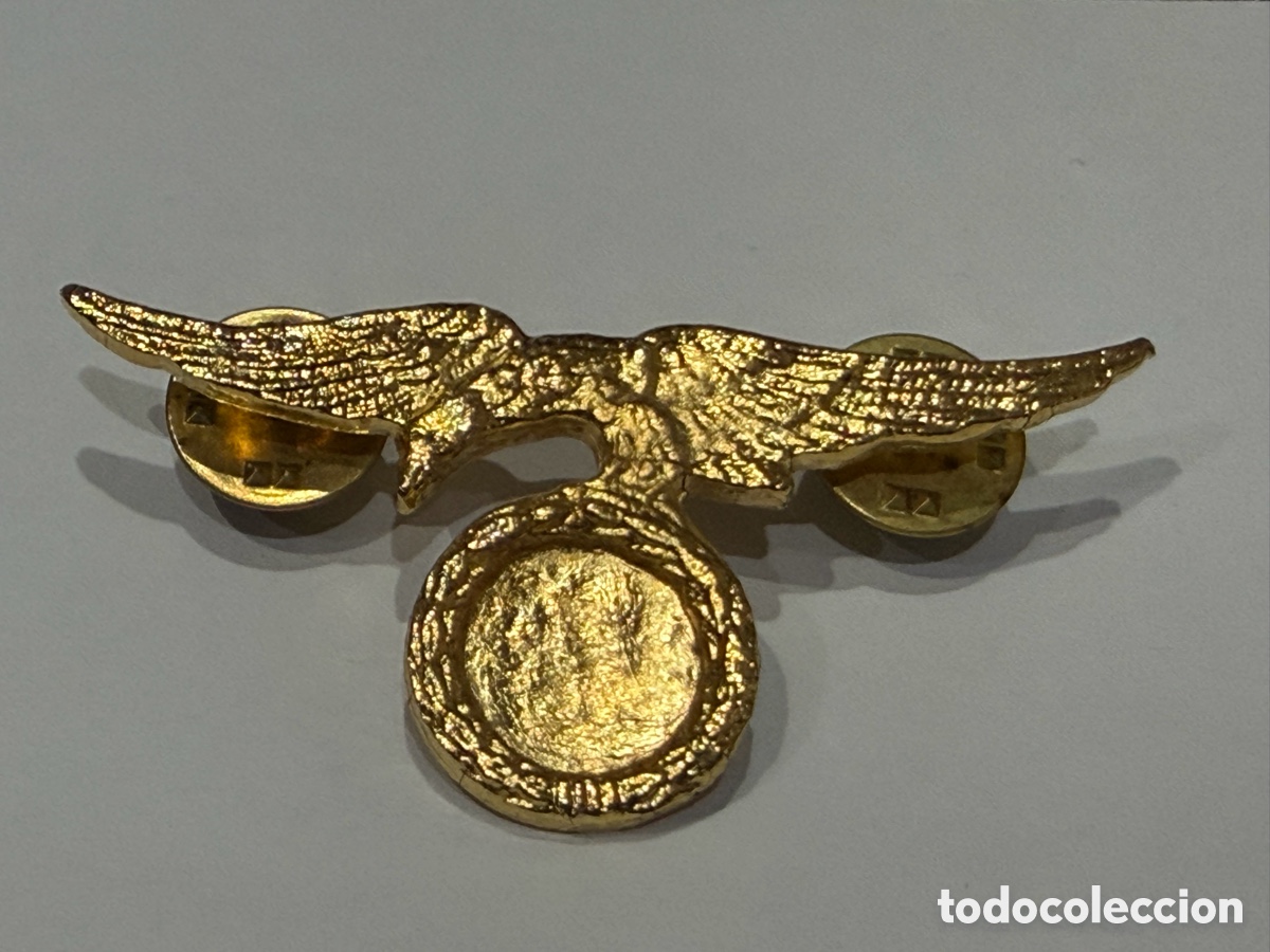 Militaria: Insignia de pecho de N&uacute;mero de Salto
