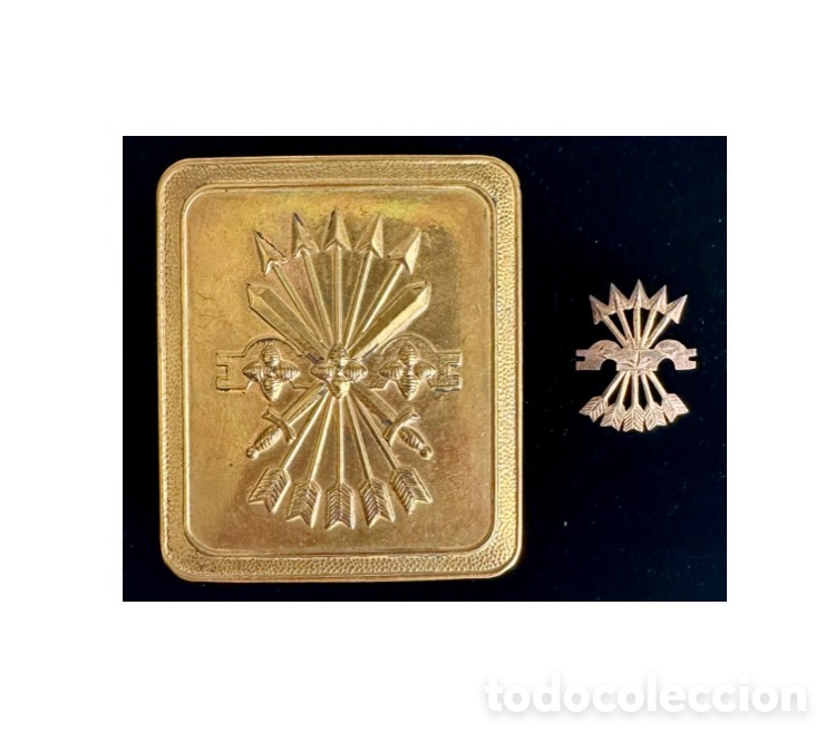 Militaria: Guerra Civil Espa&ntilde;ola y dictadura del general Franco, lote (Falange).