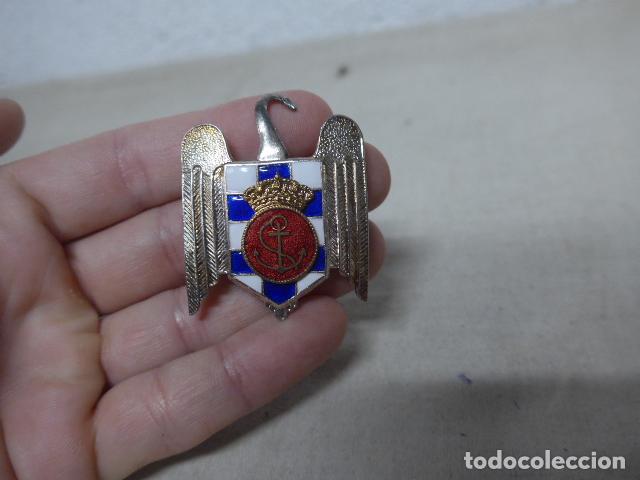 Militaria: Antigua insignia de las Milicias universitarias de la armada, SEU, marina, epoca Juan Carlos I