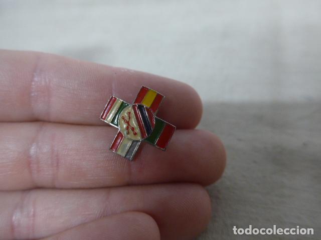 Militaria: Antigua insignia de los aliados de Franco, original de guerra civil