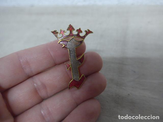 Militaria: Antigua gran insignia emblema del Frente de Juventudes de Falange, merito al servicio, original