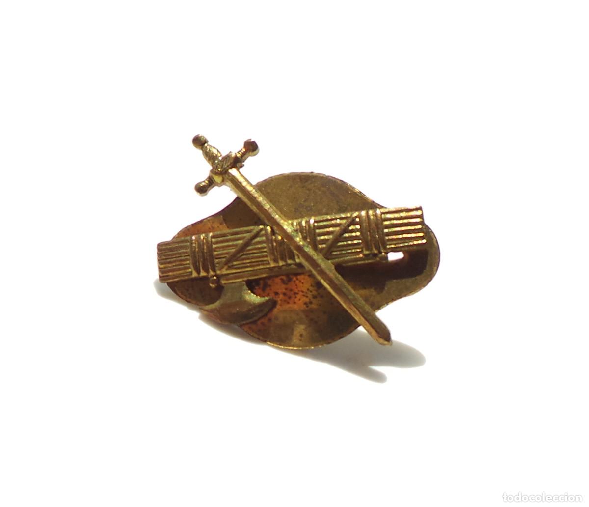 Militaria: INSIGNIA DISTINTIVO DE CUELLO, CUERPO DE LA GUARDIA CIVIL, SELLO DE CELADA.
