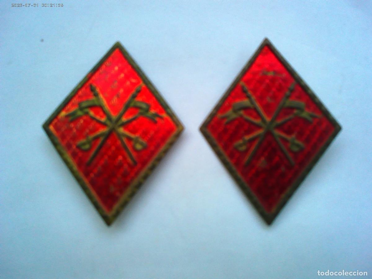 Militaria: PAREJA DE ROMBOS DE LA CABALLERIA ESPA&Ntilde;OLA , EPOCA DE FRANCO