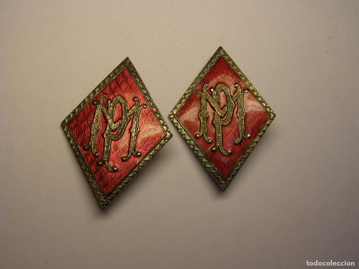 Militaria: Par de insignias rombos de polic&iacute;a municipal, a&ntilde;os 60-70.