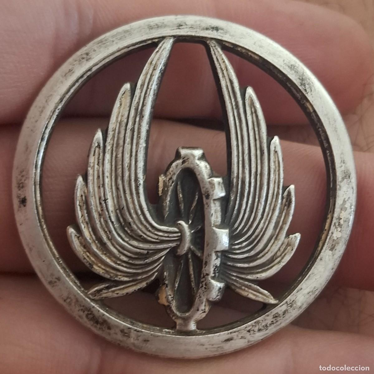 Militaria: Antigua insignia de Boina del Regimiento de Trenes Francia