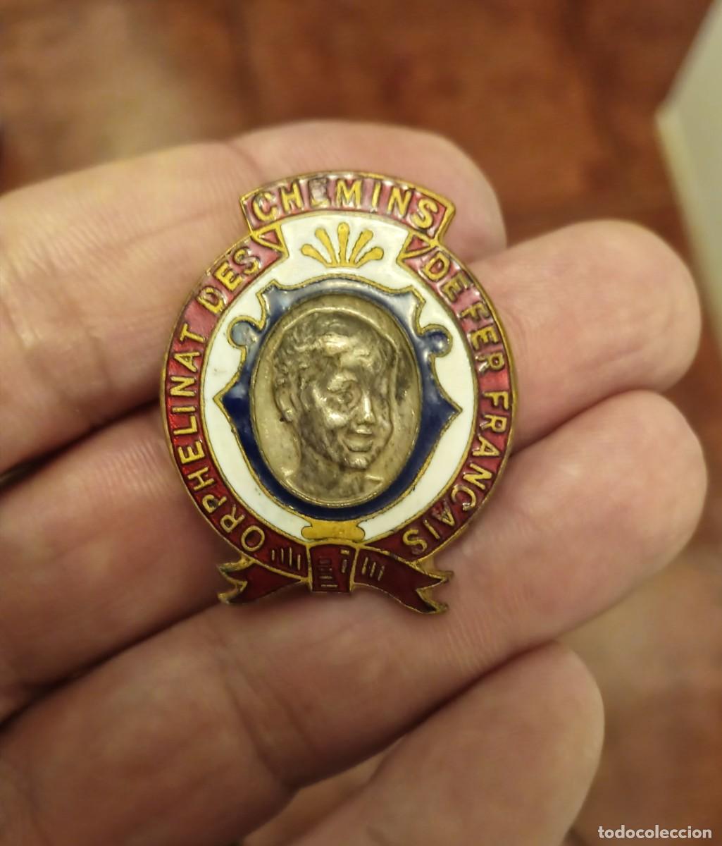 Militaria: Antigua insignia o medalla francesa