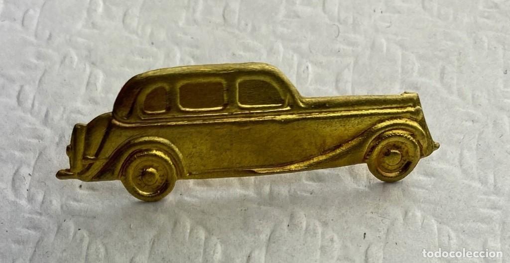Militaria: DISTINTIVO ANTIGUO CONDUCTOR DORADO EJ&Eacute;RCITO ESPA&Ntilde;OL