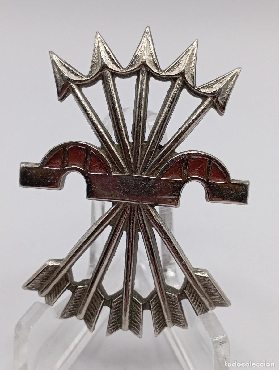 Militaria: Yugo y Flechas. Aguinaldo de Divisi&oacute;n Azul. Falange.