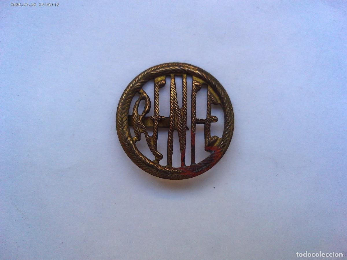 Militaria: RED NACIONAL FERROCARRILES ESPA&Ntilde;OLES, RENFE : ANTIGUO EMBLEMA DE CUELLO O GORRA