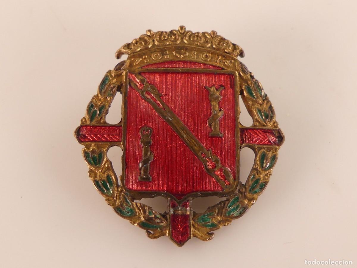 Militaria: INSIGNIA DE CUELLO &ndash; GUARDIA DE FRANCO