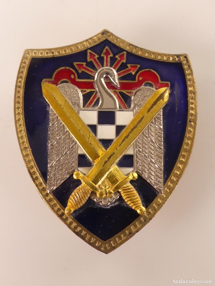 Militaria: Insignia Frente de Juventudes Falange espa&ntilde;ola Milicia Universitaria Juventudes