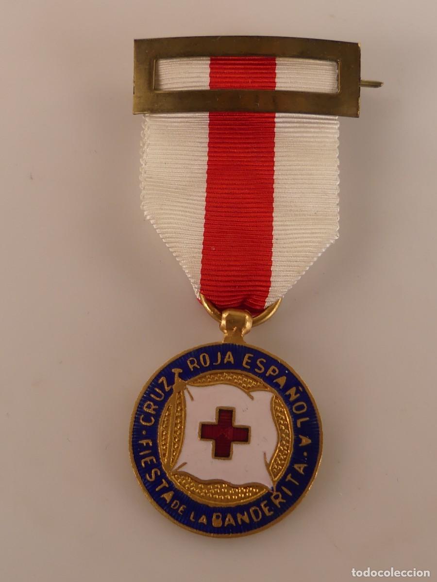 Militaria: MEDALLA CRUZ ROJA ESPA&Ntilde;OLA FIESTA DE LA BANDERITA