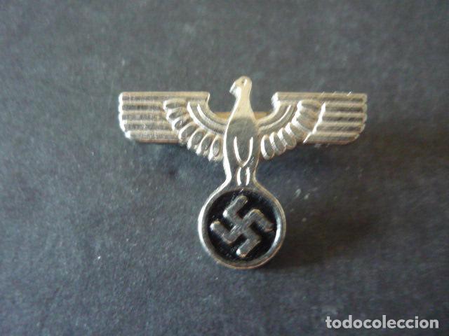 Militaria: INSIGNIA NAZI ESVASTICA1,5 X 2,5 CM
