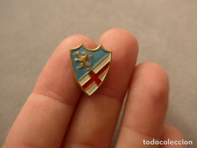 Militaria: Antigua insignia del Cuerpo de Ejercito de Aragon, original, Guerra civil.