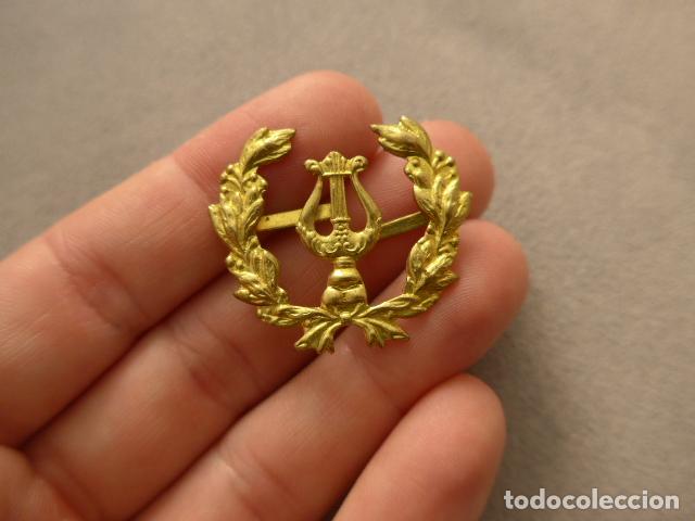 Militaria: Antigua insignia original de musico, epoca Republica y Guerra civil