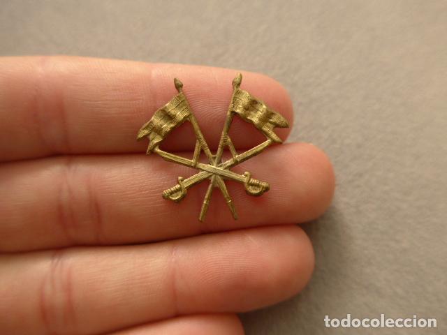 Militaria: Antigua insignia o emblema original de caballeria, epoca Republica y Guerra civil