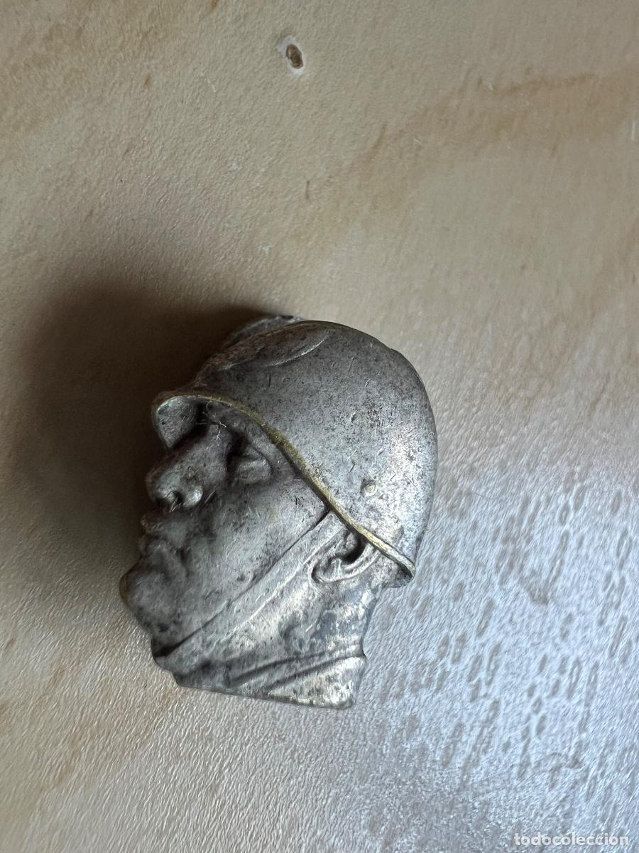 Militaria: BENITO MUSSOLINI IL DUCE INSIGNIA F.M. LORIOLI MILANO