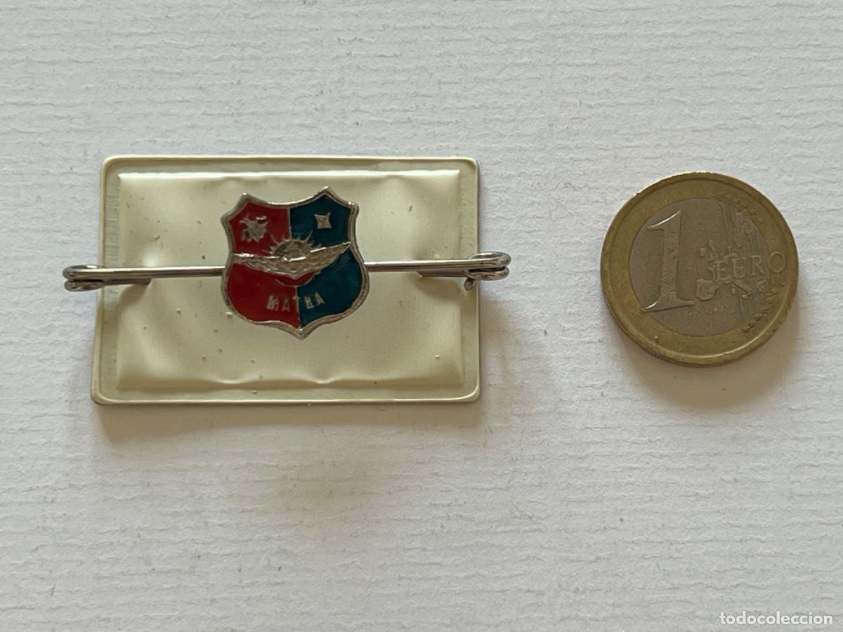 Militaria: Antigua insignia de aguja MATRA Mand&oacute; a&eacute;reo de transporte EJ&Eacute;RCITO DEL AIRE
