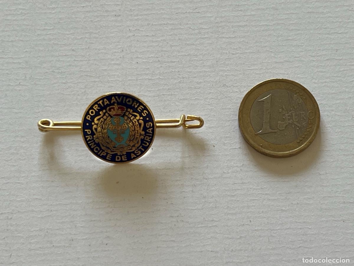 Militaria: Antigua insignia de aguja PORTA AVIONES PR&Iacute;NCIPE DE ASTURIAS EJ&Eacute;RCITO DEL AIRE