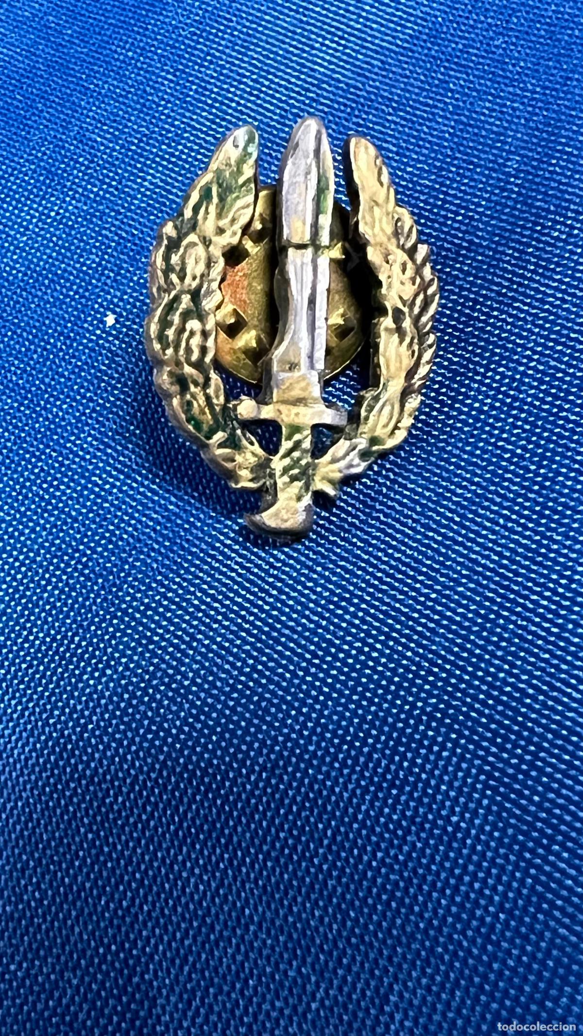 Militaria: pin insignia COE cuerpo de operaciones especiales a&ntilde;os 90 original de un combatiente