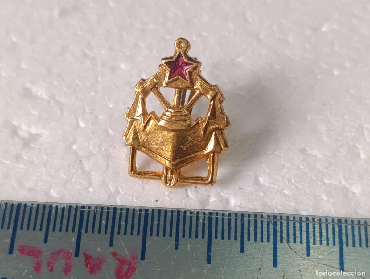 Military Antiques: INSIGNIA DEL CUERPO DE INGENIEROS DEL EJERCITO SOVIETICO