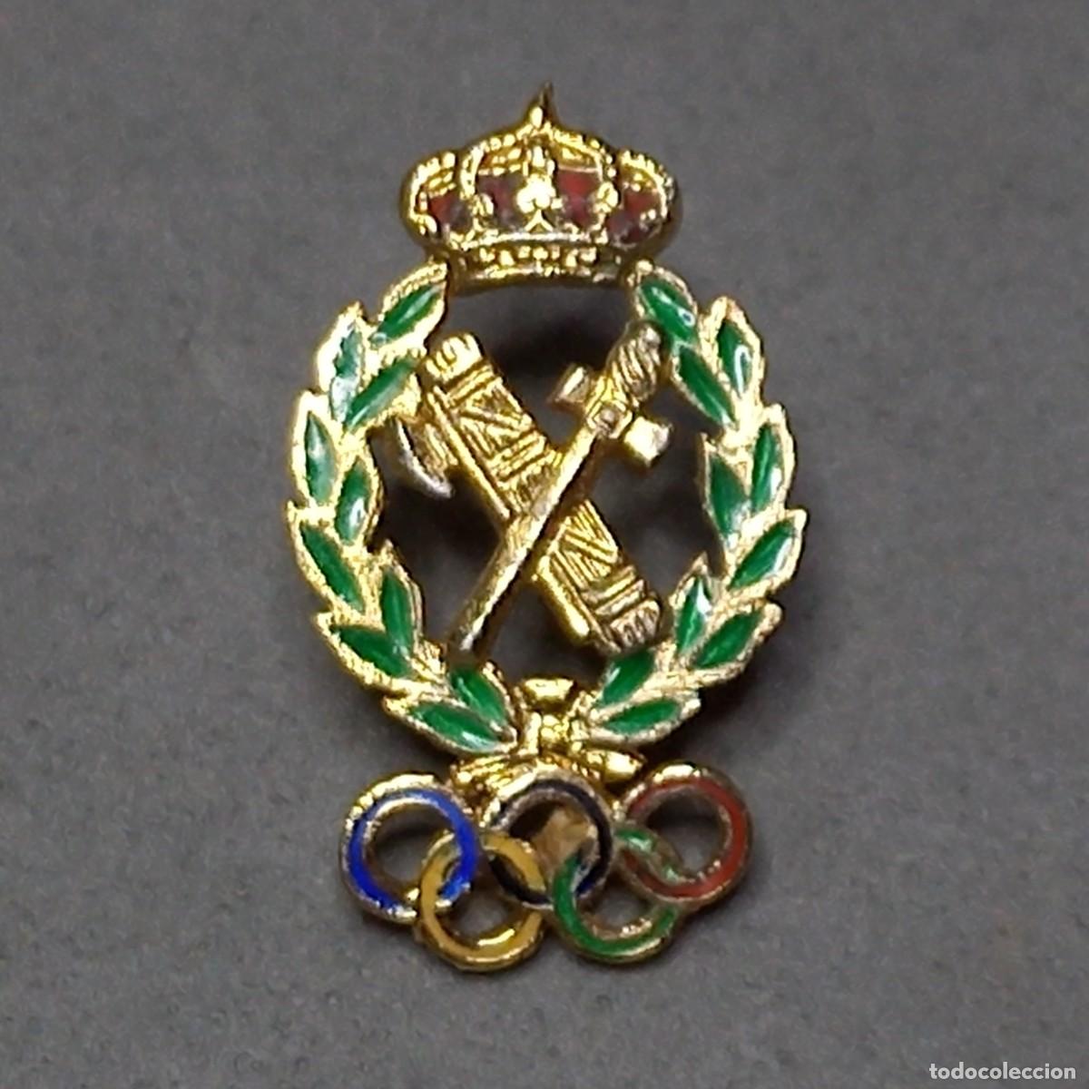Militaria: Antigua insignia pin de los juegos deportivos de la Guardia Civil
