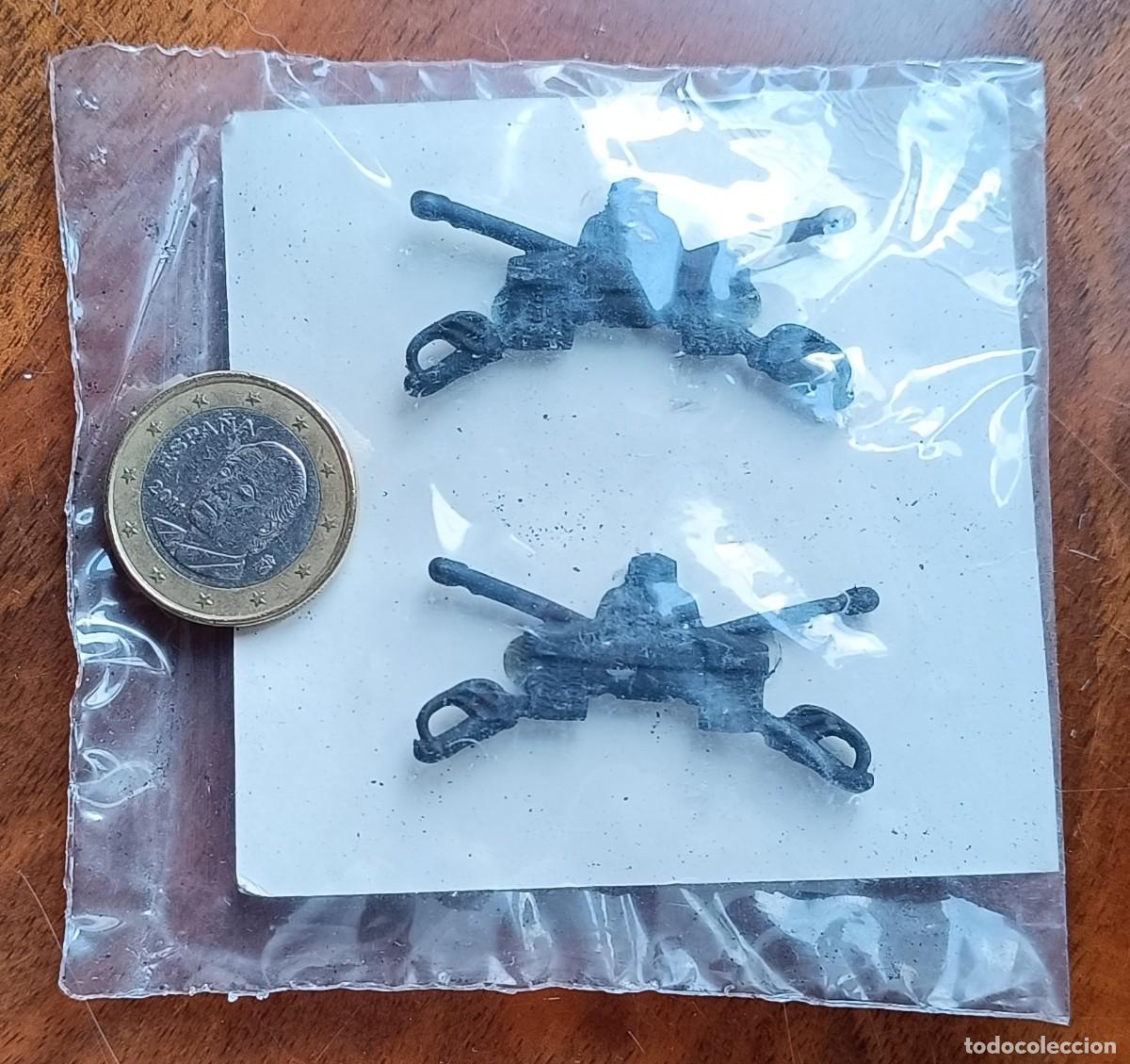 Militaria: USA - Pareja distintivos unidades acorazadas versi&oacute;n oscura o para camuflaje L-1