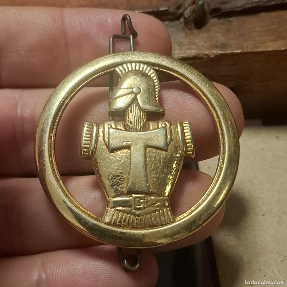 Militaria: Antigua insignia de boina del Cuerpo de Transmisiones del Ej&eacute;rcito Franc&eacute;s.(2)