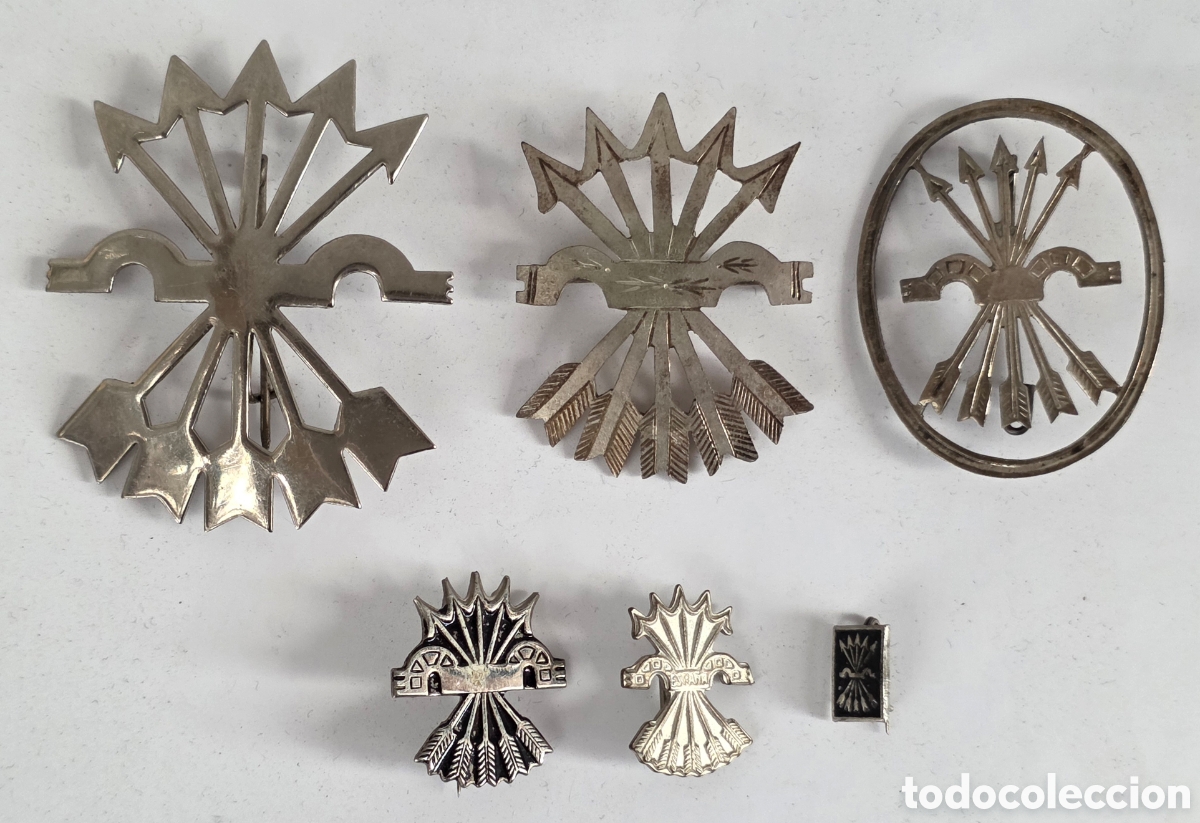 Militaria: 6 Insignias aguja Falange Guerra Civil Espa&ntilde;ola - Yugo y Flechas - Bando Nacional