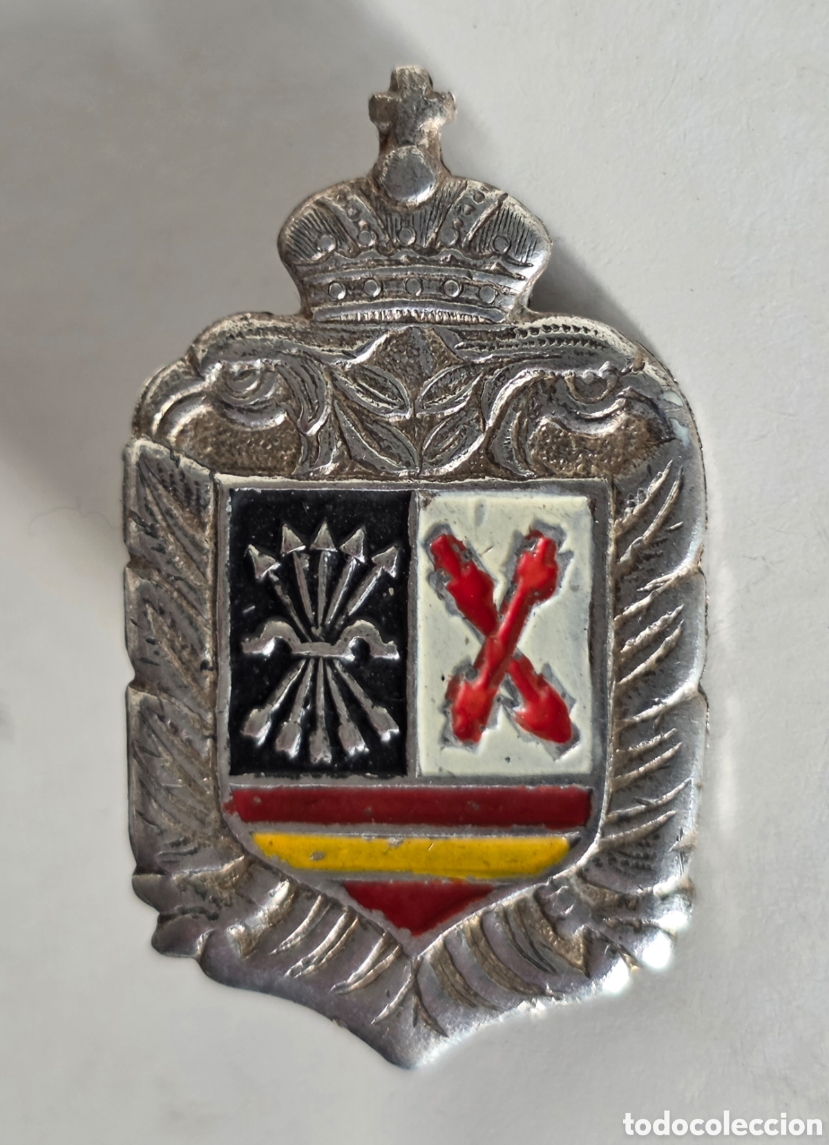 Militaria: Insignia Unificaci&oacute;n Falange y Carlistas 1937 Guerra Civil Espa&ntilde;ola Bando Nacional Requet&eacute;