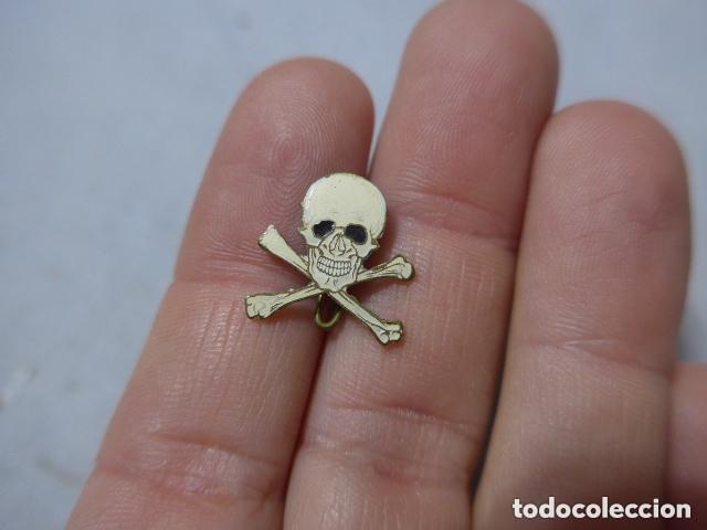 Militaria: Antigua insignia con rara calavera de la BRIPAC a identificar, original. Brigada paracaidista