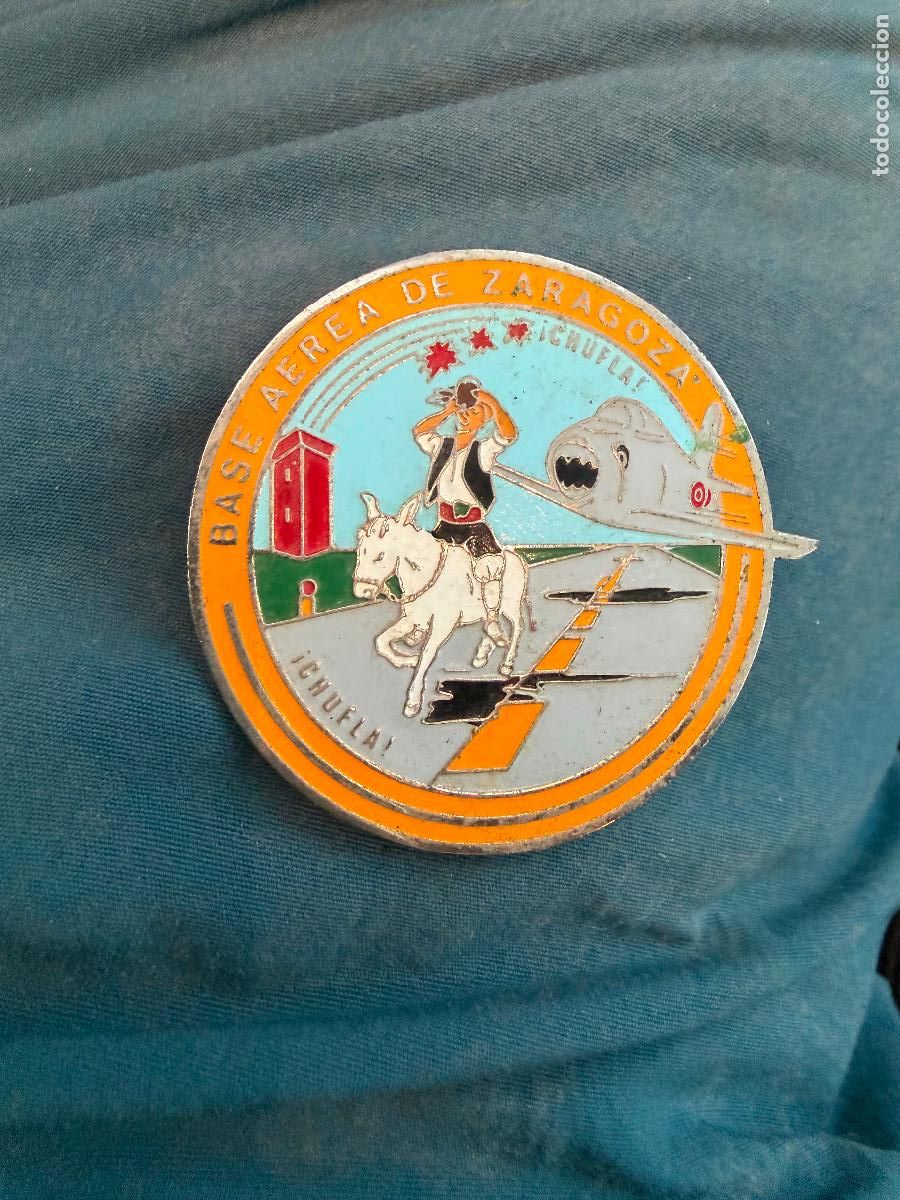 Militaria: Insignia base a&eacute;rea de Zaragoza sabr&eacute; f 86