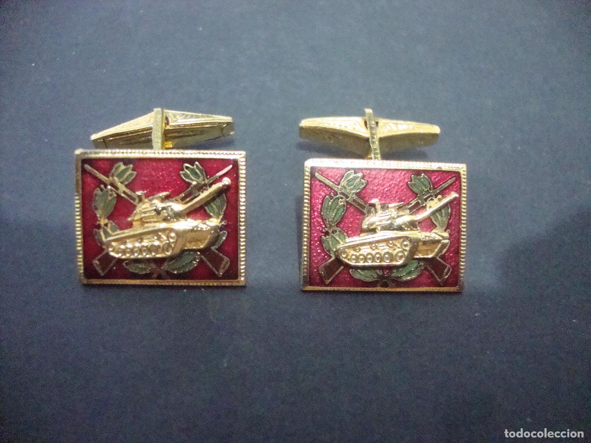 Militaria: GEMELOS TEMA MILITAR TANQUE