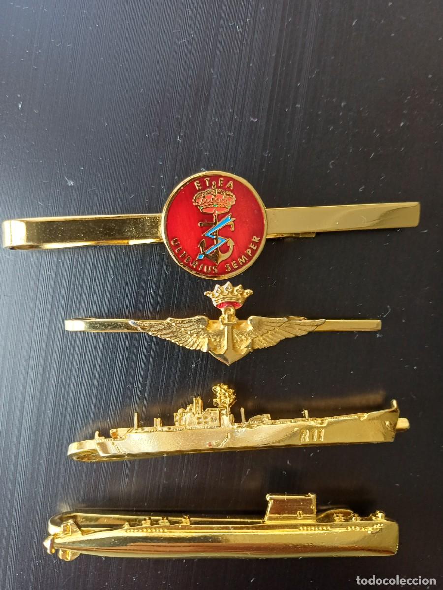Militaria: Aeronautica Naval, submarino, portaaviones , pisacorbatas.