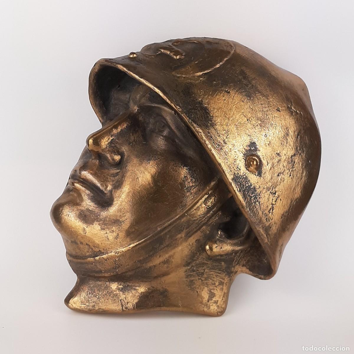 Militaria: Fusione da parete in bronzo raffigurante il volto di Benito Mussolini - Pieza mural de bronce fundid