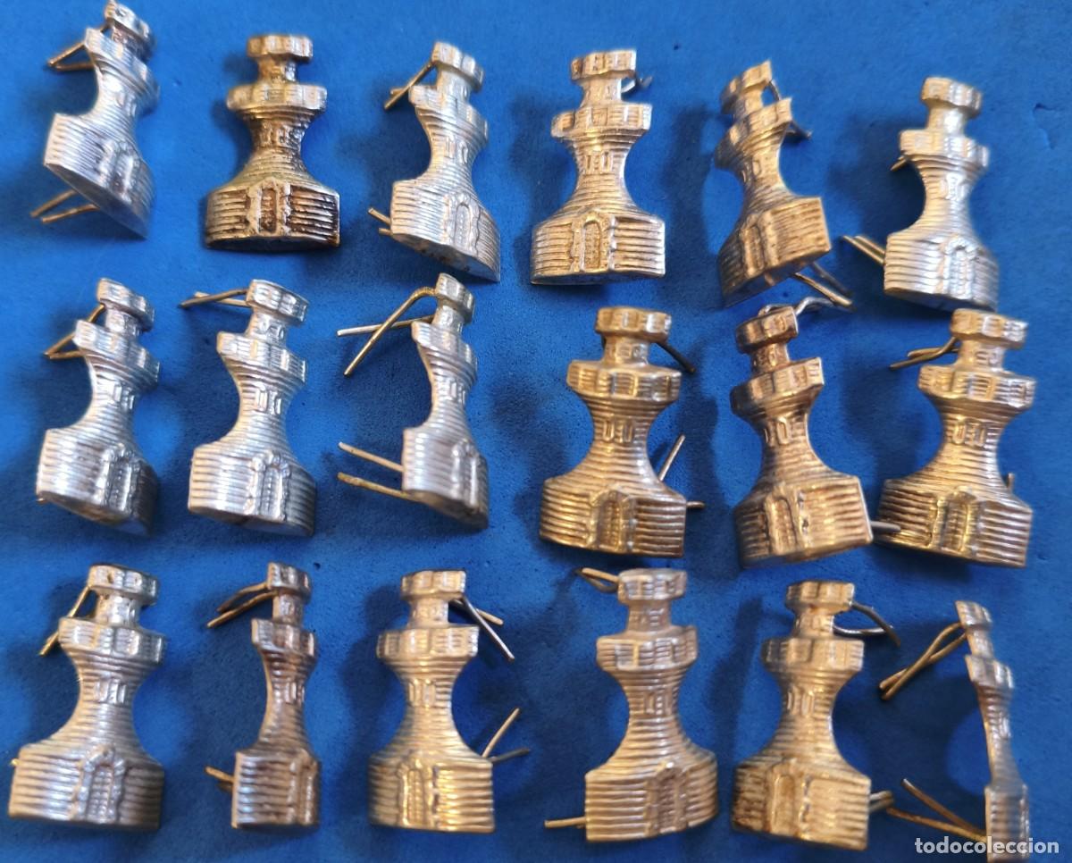 Militaria: Ingenieros. Distintivos / Insignias. Rep&uacute;blica / Guerra Civil / Postguerra.