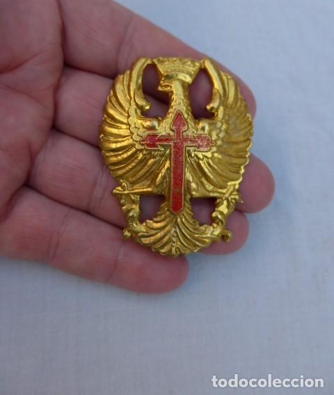 Militaria: EMBLEMA AGUILA DE CASCO TRUBIA - Z42