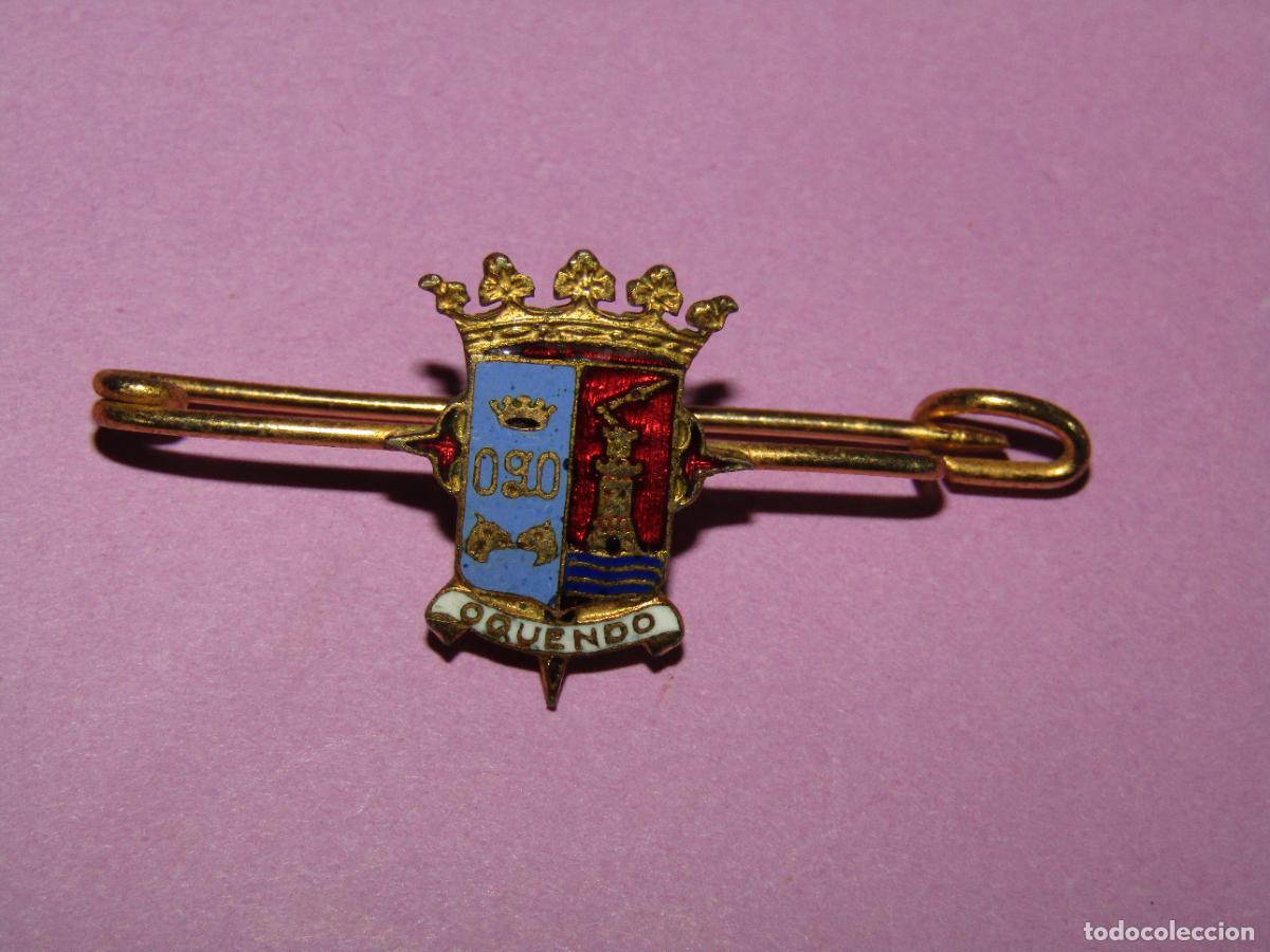 Militaria: Antiguo Alfiler de Corbata en Lat&oacute;n y Esmaltes del Destructor Antisubmarino OQUENDO