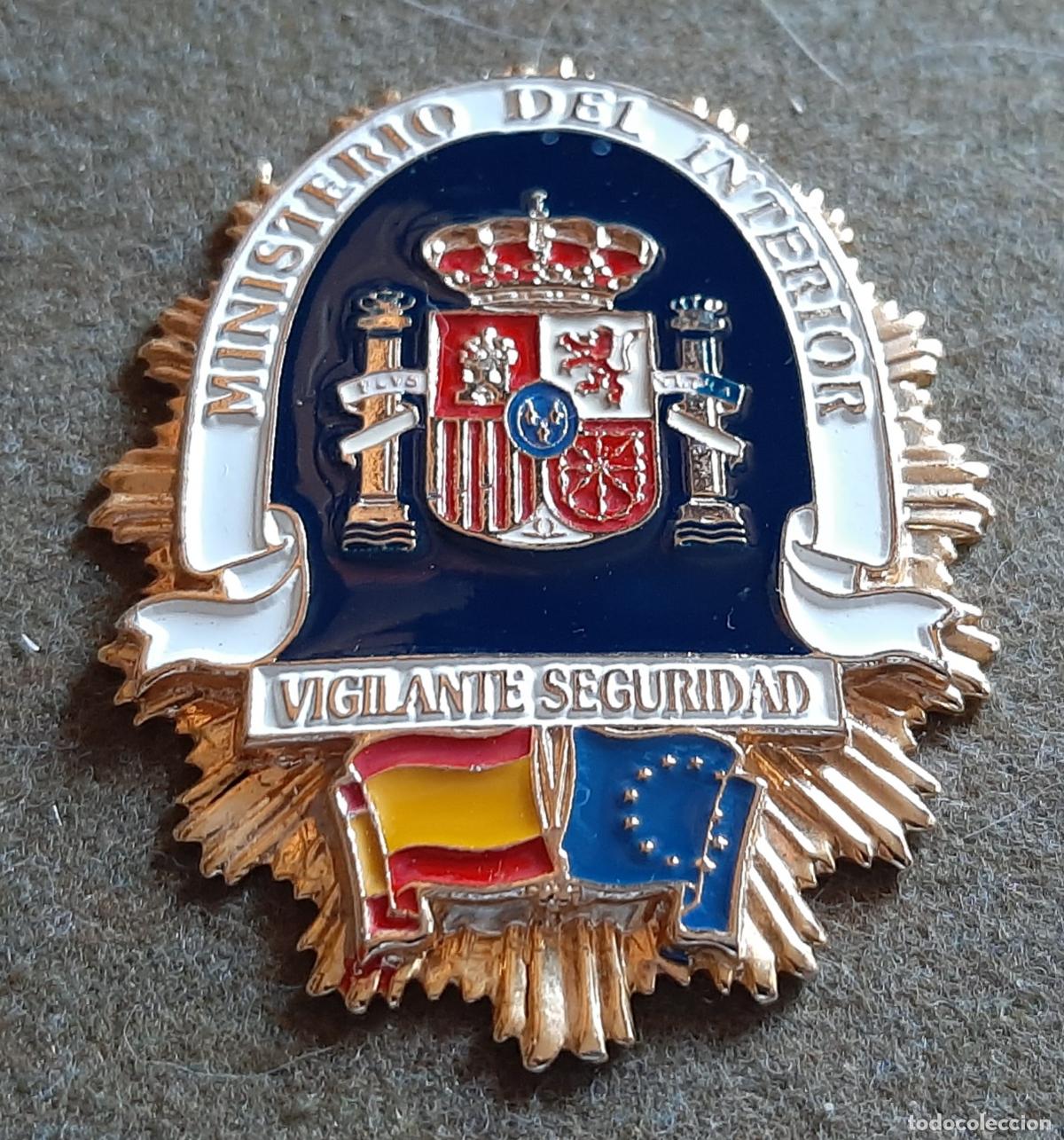 Militaria: PLACA DE CARTERA - MINISTERIO DEL INTERIOR - VIGILANTE DE SEGURIDAD - 7X5.5 CM APROX