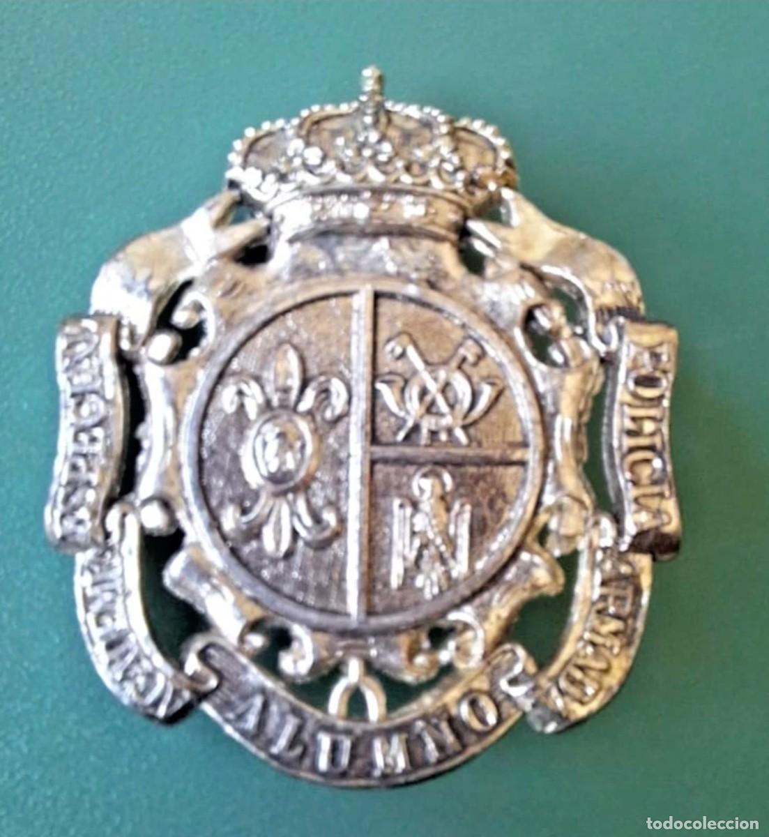 Militaria: INSIGNIA ALUMNO POLICIA ARMADA POLICIA NACIONAL