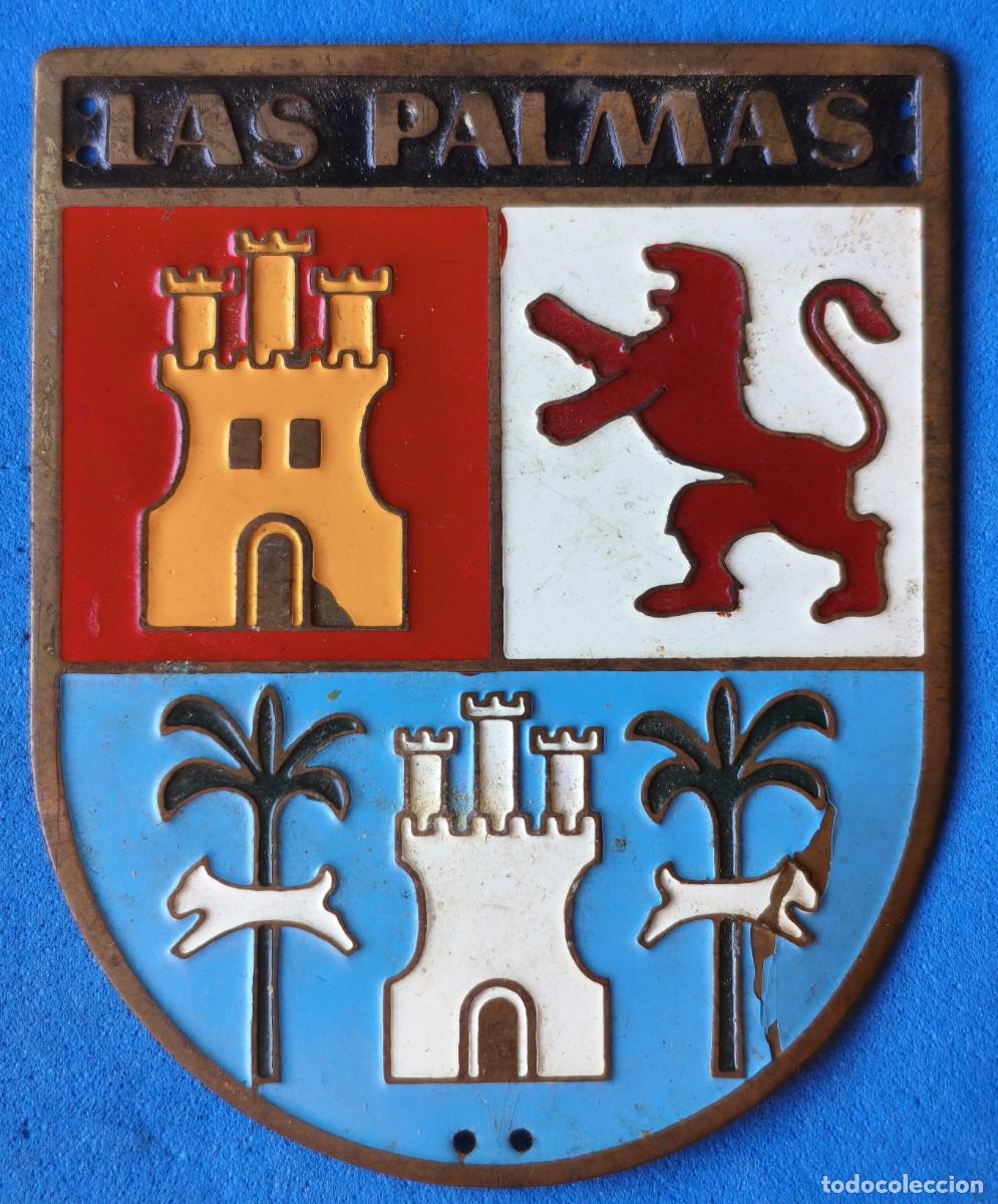 Militaria: Organizaci&oacute;n Juvenil Espa&ntilde;ola (O.J.E.). Frente Juventudes. Placa de Brazo. Las Palmas.