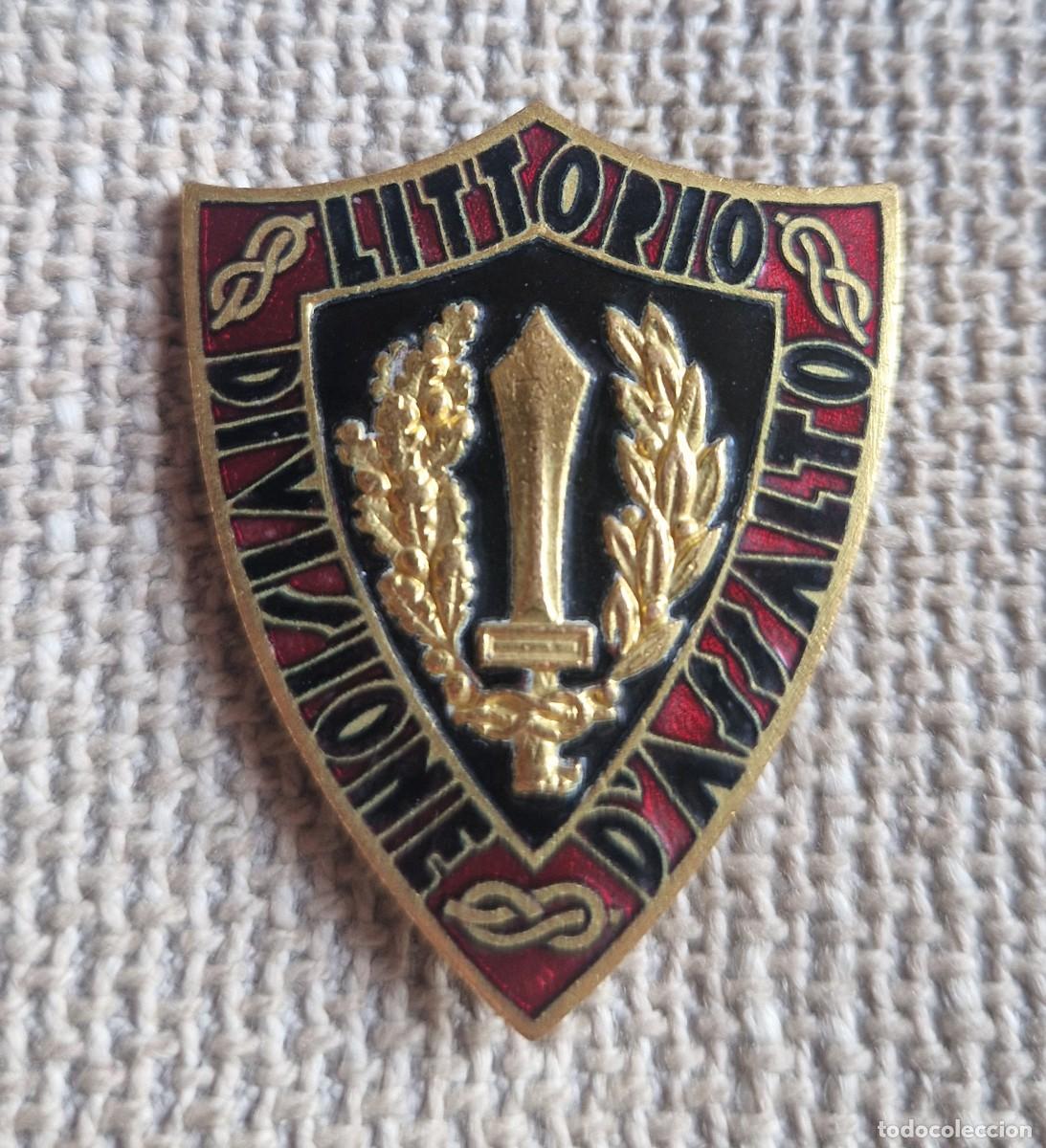 Militaria: Insignia Alfiler Medalla Divisione Littorio CTV Fascista Guerra Mundial Italia Fascismo Mussolini