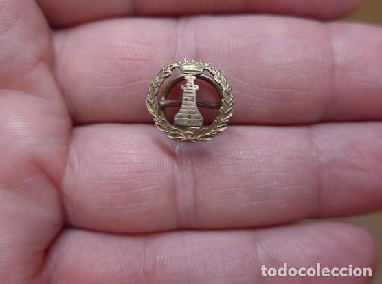 Militaria: ANTIGUA INSIGNIA DE INGENIEROS MODELO 1938 GUERRA CIVIL ORIGINAL