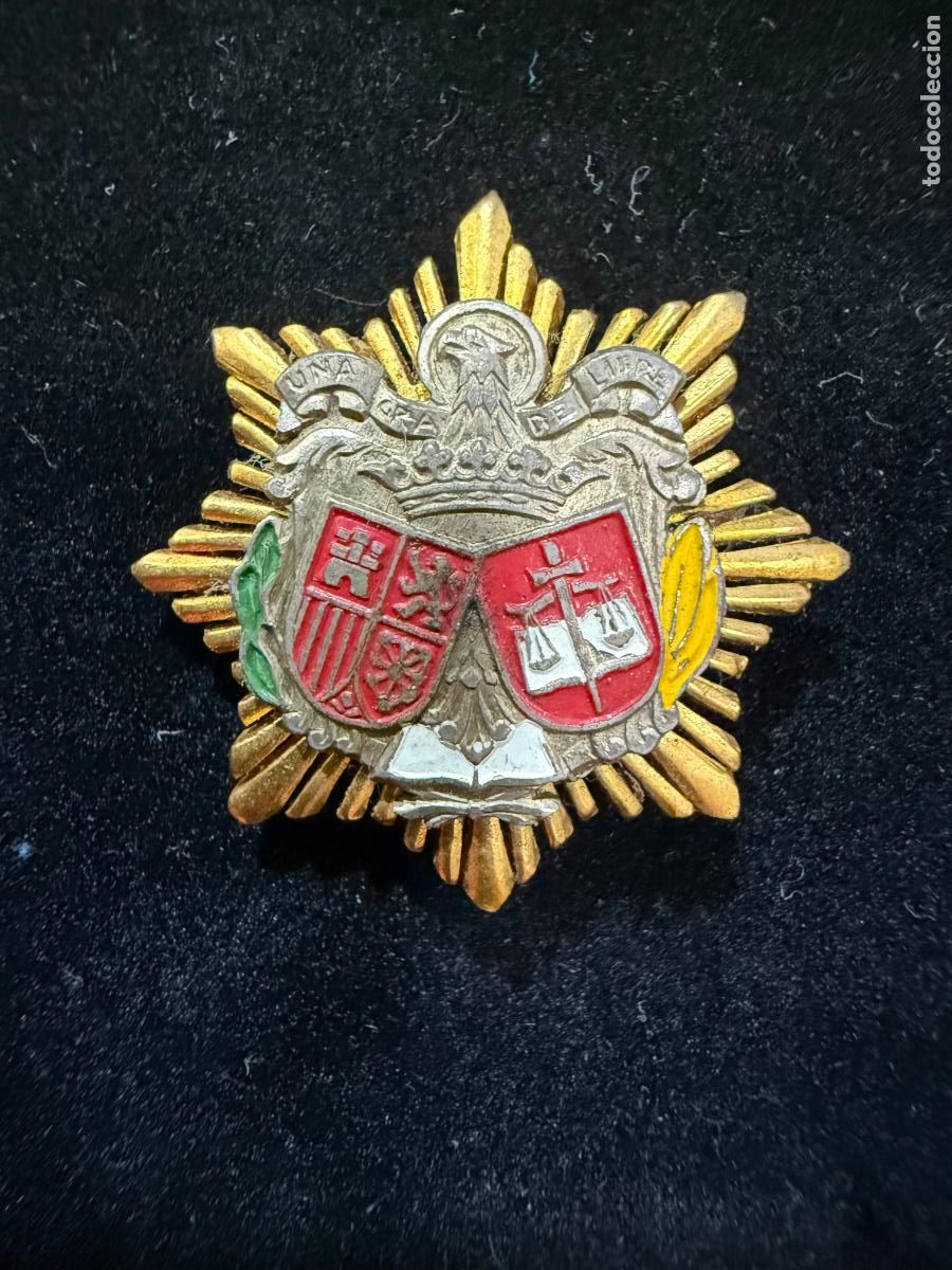 Militaria: INSIGNIA DE SOLAPA A&Ntilde;OS 40/50 DE PROCURADOR DE JUSTICIA ESPA&Ntilde;OLA EPOCA FRANCO - MEDIDA 2,5 CM
