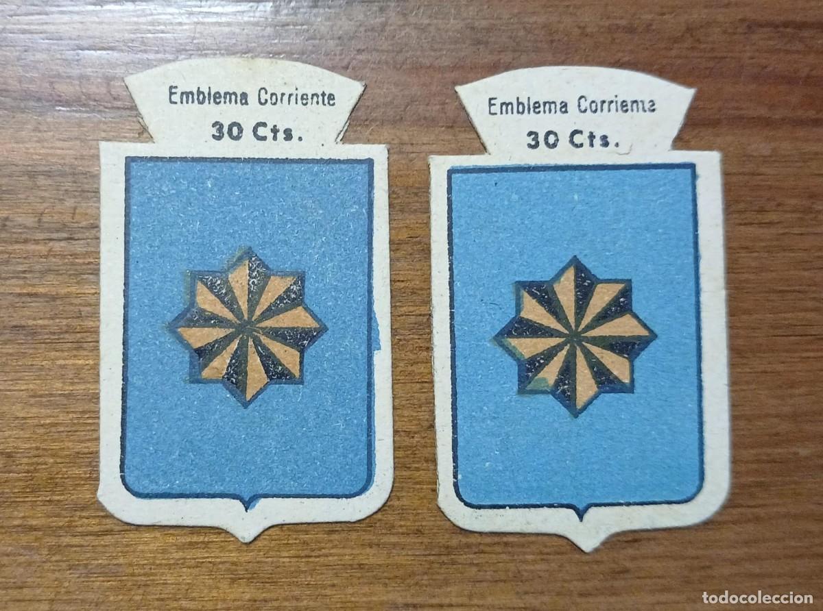 Militaria: 2 Emblemas auxilio social .Serie B, N&ordm; 102, ESTELLA, con y sin relieve.